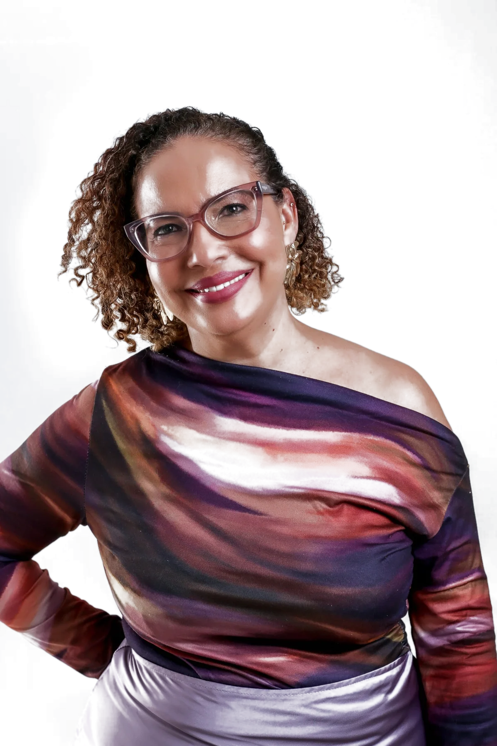 Professora Kátia Paulino sorrindo